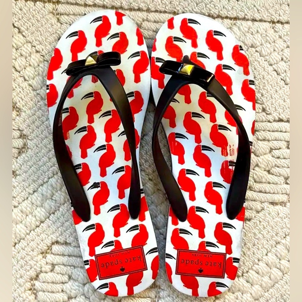 NWOT Kate Spade brown bow flip flops